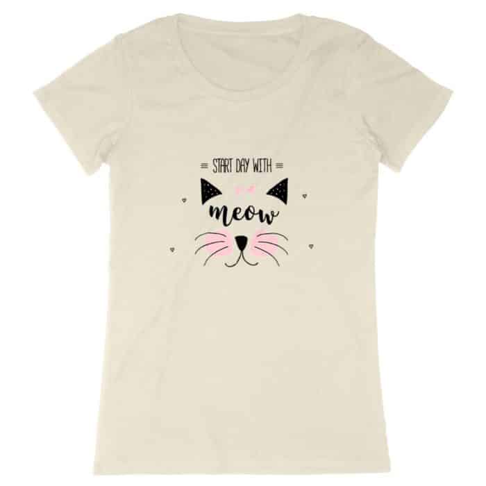 T-shirt Start day with Meow